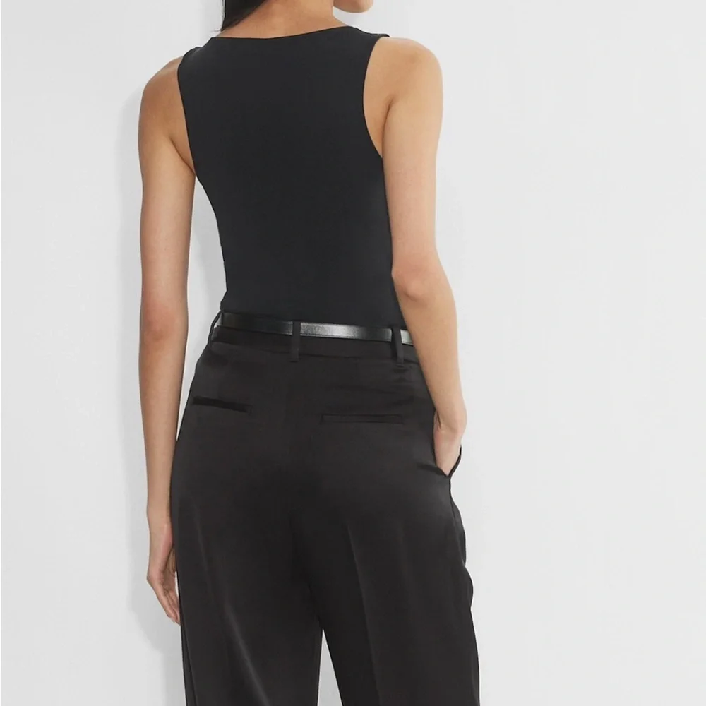 Wilfred Black Musing Top